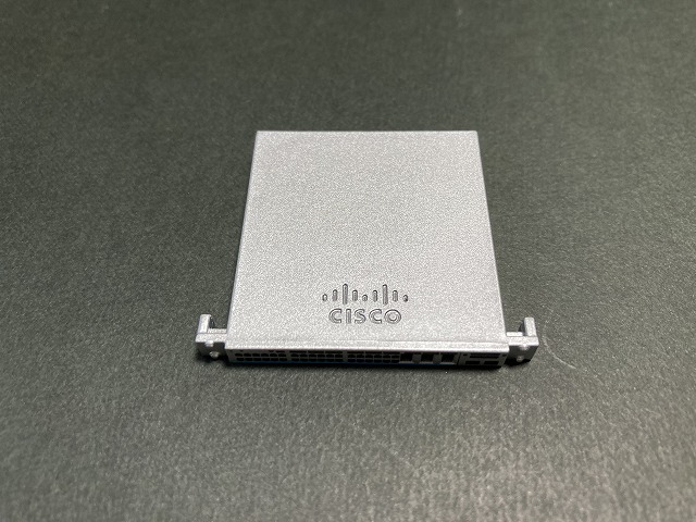 手のひらネットワーク機器　CISCO 【C9300-48UXM】